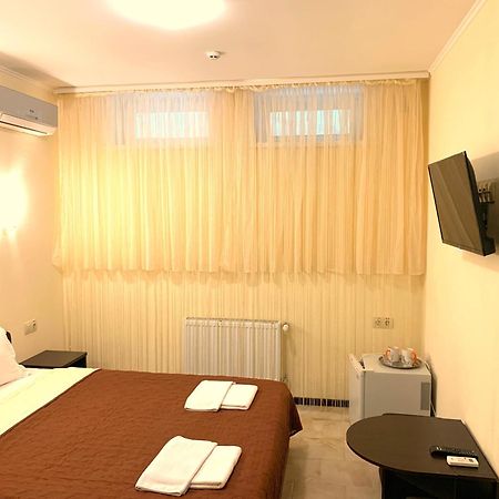 Breeze Hotel Odessa Exterior foto